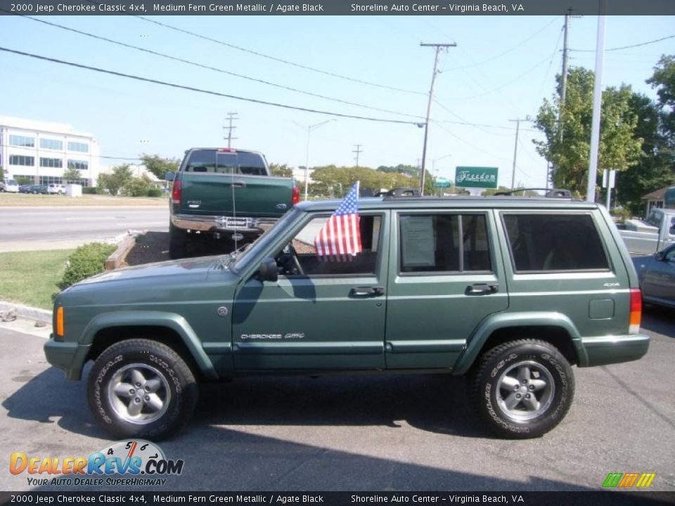 2000 Jeep Cherokee Classic 4x4 Medium Fern Green Metallic / Agate Black Photo #2