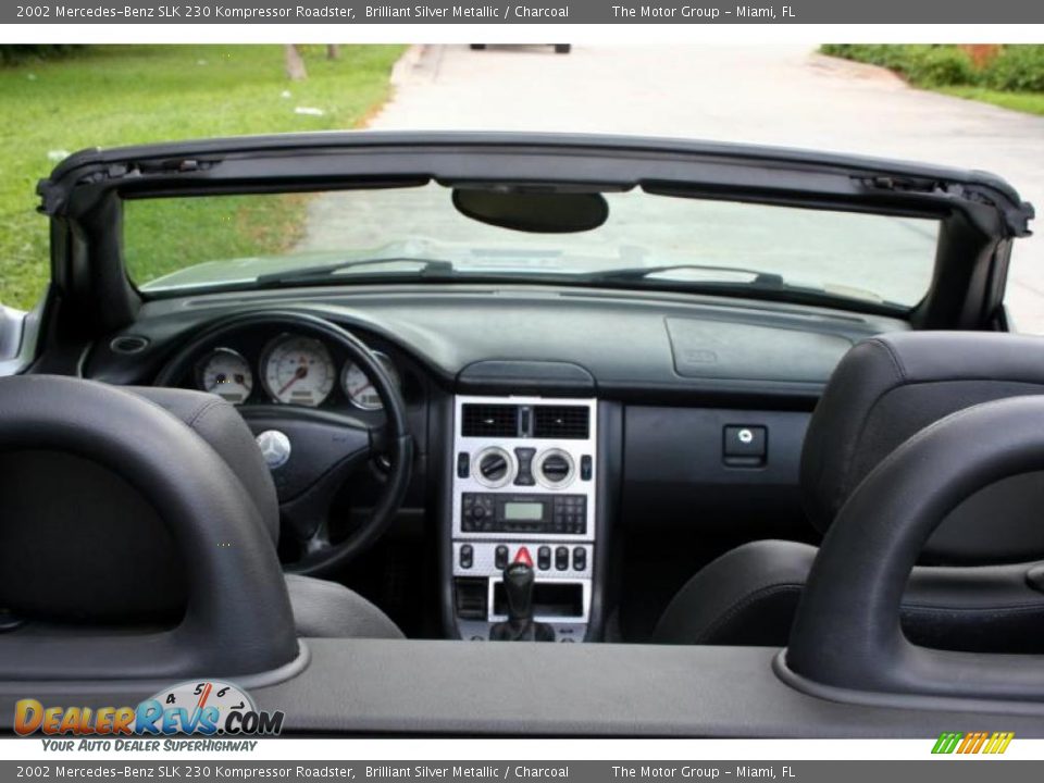 2002 Mercedes-Benz SLK 230 Kompressor Roadster Brilliant Silver Metallic / Charcoal Photo #26