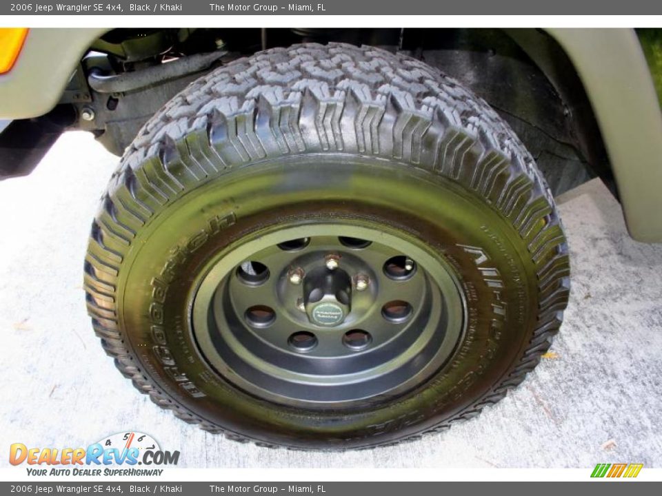 2006 Jeep Wrangler SE 4x4 Black / Khaki Photo #27