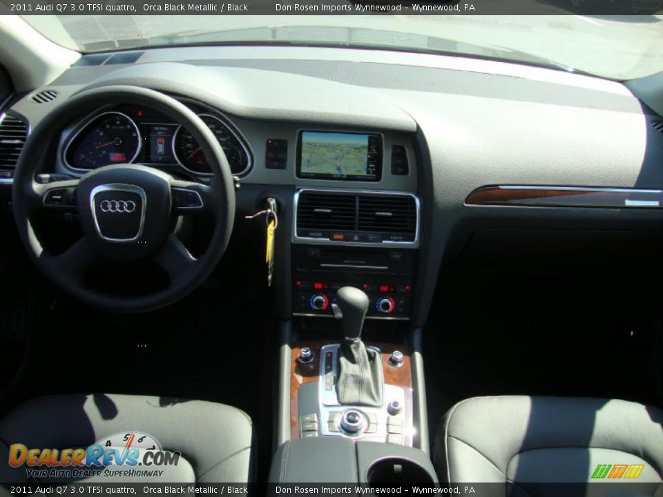 2011 Audi Q7 3.0 TFSI quattro Orca Black Metallic / Black Photo #24