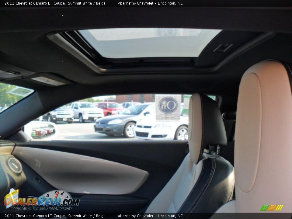2011 Chevrolet Camaro LT Coupe Summit White / Beige Photo #10