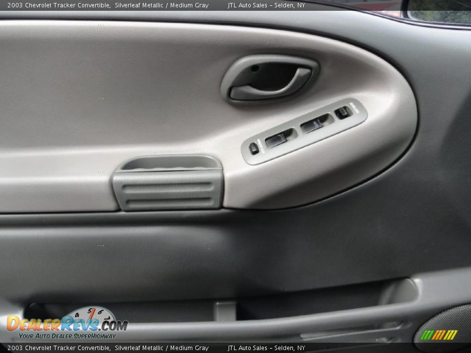 2003 Chevrolet Tracker Convertible Silverleaf Metallic / Medium Gray Photo #7