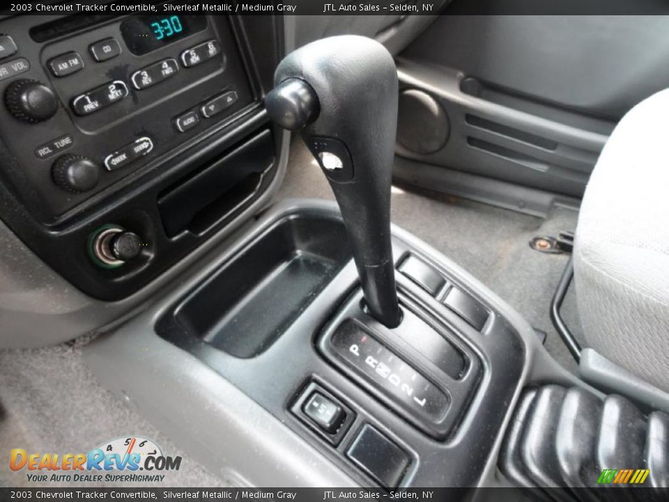 2003 Chevrolet Tracker Convertible Silverleaf Metallic / Medium Gray Photo #12