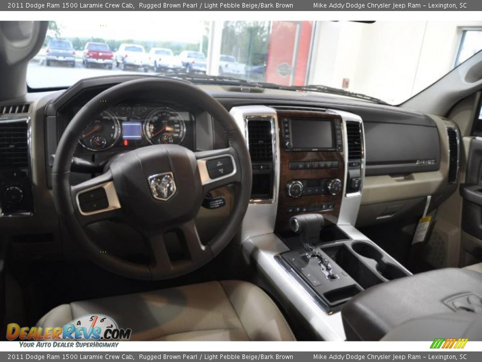 2011 Dodge Ram 1500 Laramie Crew Cab Rugged Brown Pearl / Light Pebble Beige/Bark Brown Photo #19