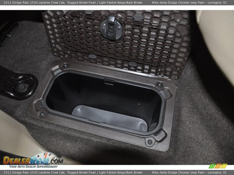 2011 Dodge Ram 1500 Laramie Crew Cab Rugged Brown Pearl / Light Pebble Beige/Bark Brown Photo #21