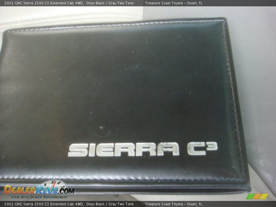 2001 GMC Sierra 1500 C3 Extended Cab 4WD Onyx Black / Gray Two Tone Photo #16