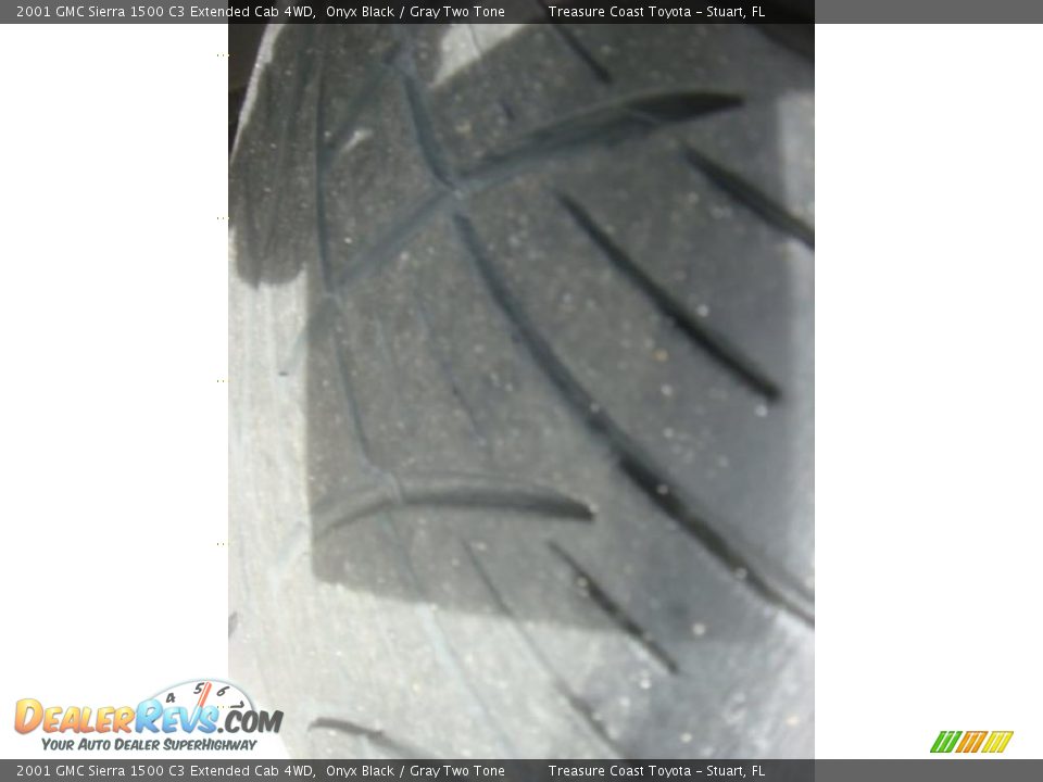 2001 GMC Sierra 1500 C3 Extended Cab 4WD Onyx Black / Gray Two Tone Photo #34