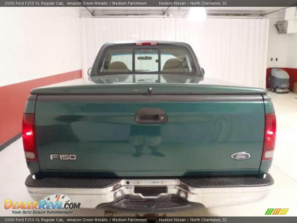 2000 Ford F150 XL Regular Cab Amazon Green Metallic / Medium Parchment Photo #5