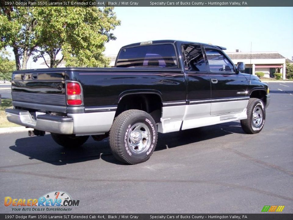 1997 Dodge Ram 1500 Laramie SLT Extended Cab 4x4 Black / Mist Gray Photo #6