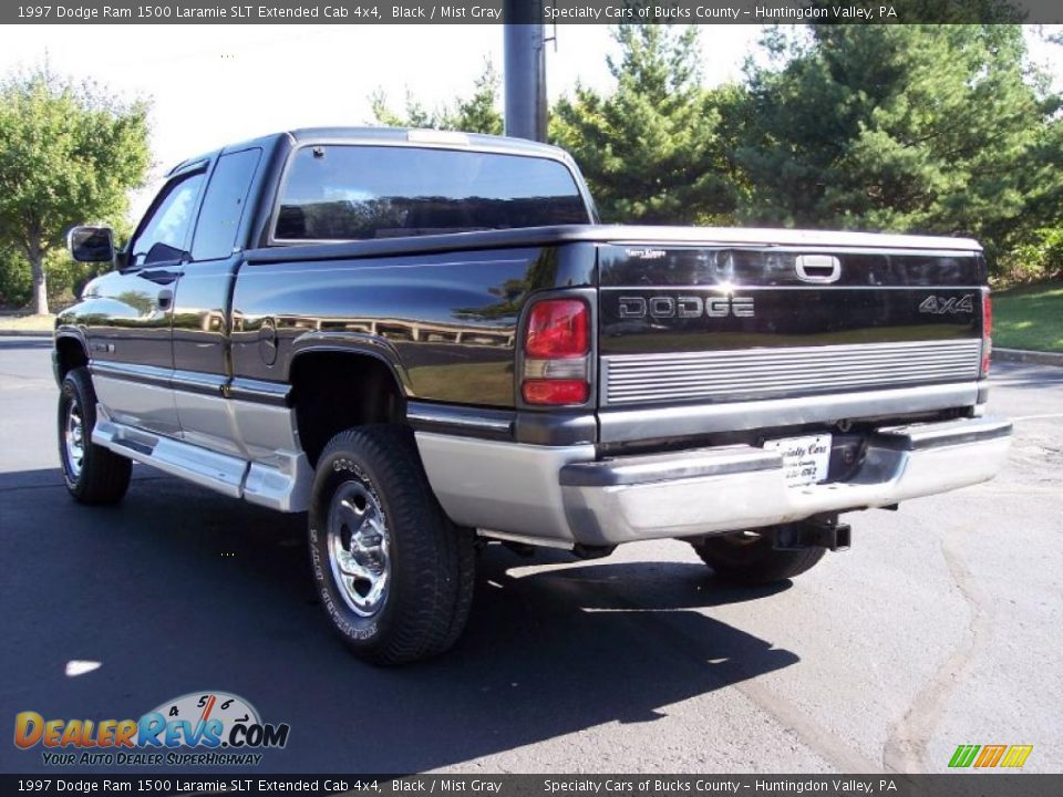 1997 Dodge Ram 1500 Laramie SLT Extended Cab 4x4 Black / Mist Gray Photo #9