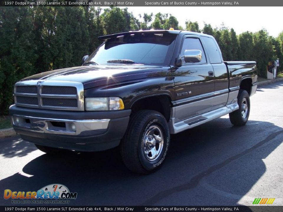 1997 Dodge Ram 1500 Laramie SLT Extended Cab 4x4 Black / Mist Gray Photo #13