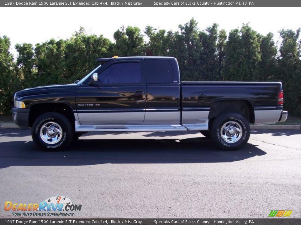 1997 Dodge Ram 1500 Laramie SLT Extended Cab 4x4 Black / Mist Gray Photo #15
