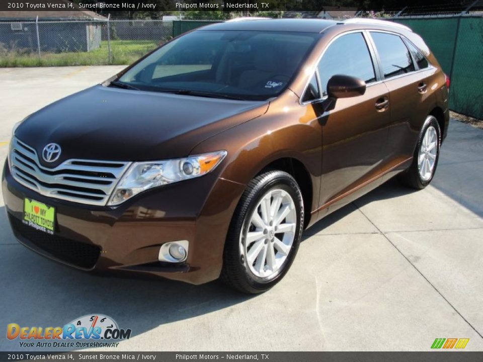 2010 Toyota Venza I4 Sunset Bronze Mica / Ivory Photo #7