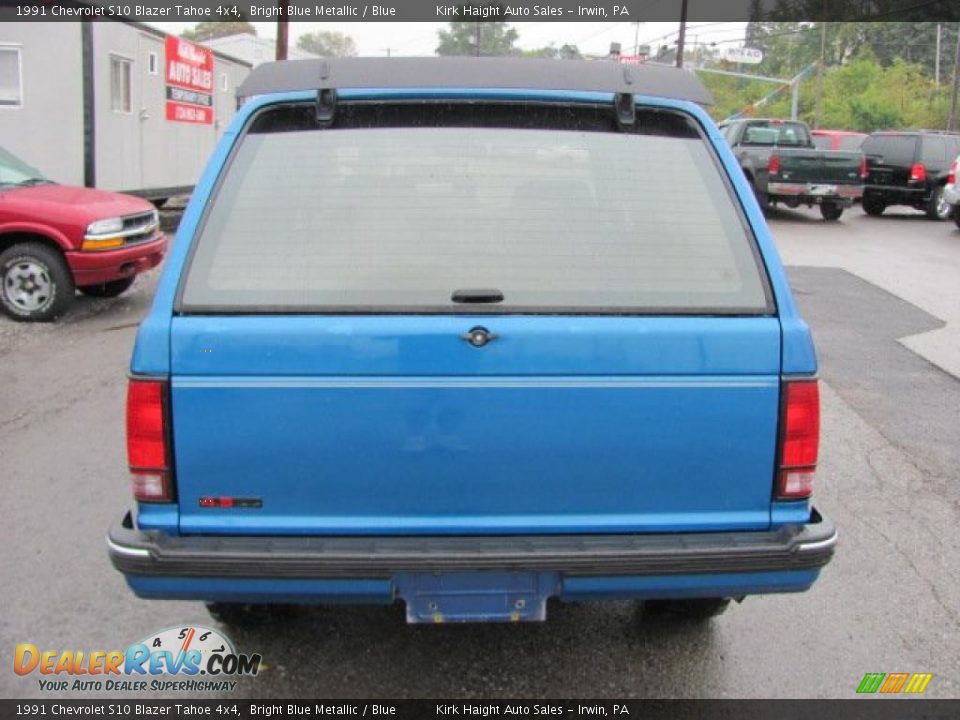 1991 Chevrolet S10 Blazer Tahoe 4x4 Bright Blue Metallic / Blue Photo #4