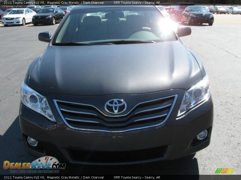 2011 Toyota Camry XLE V6 Magnetic Gray Metallic / Dark Charcoal Photo #2