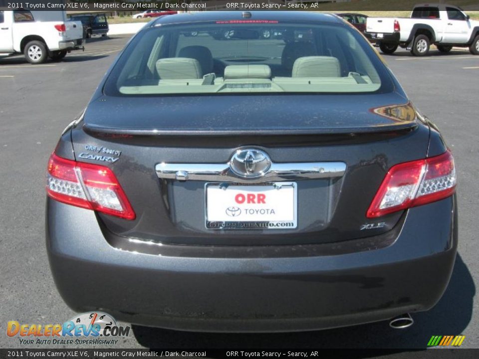 2011 Toyota Camry XLE V6 Magnetic Gray Metallic / Dark Charcoal Photo #5