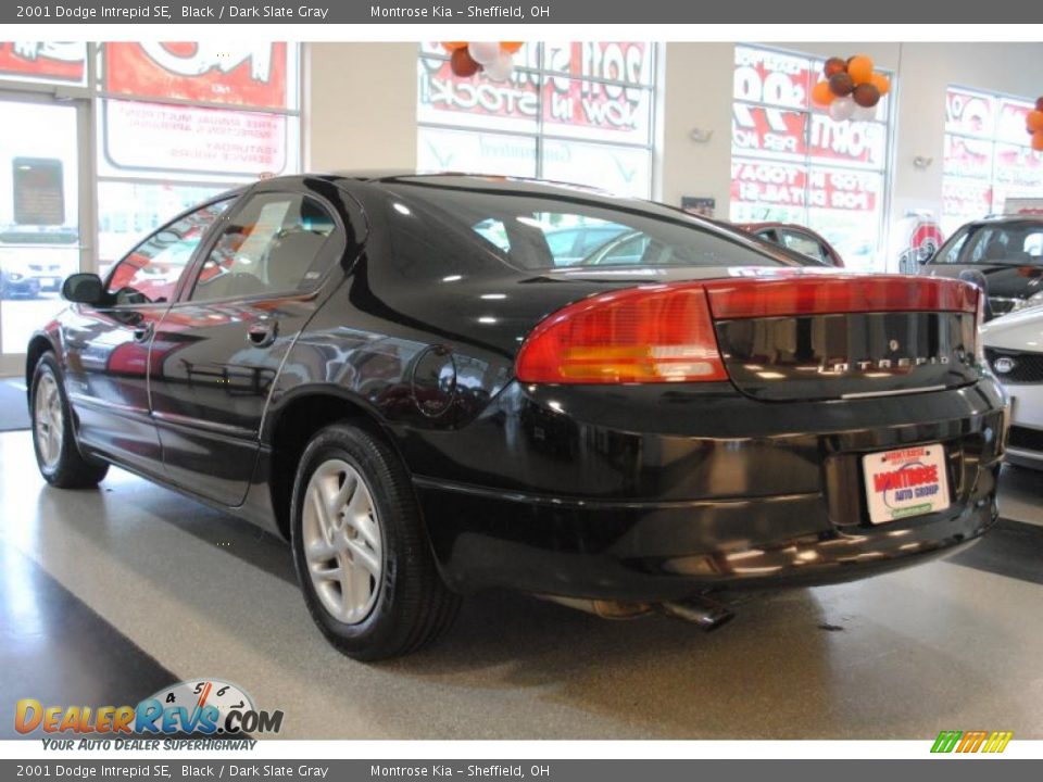 2001 Dodge Intrepid SE Black / Dark Slate Gray Photo #4