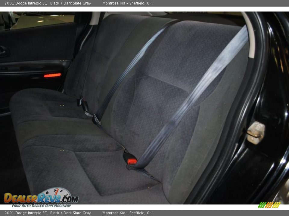 2001 Dodge Intrepid SE Black / Dark Slate Gray Photo #16