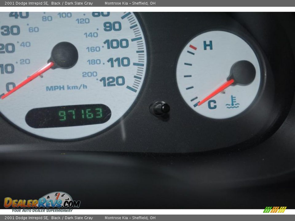 2001 Dodge Intrepid SE Black / Dark Slate Gray Photo #33
