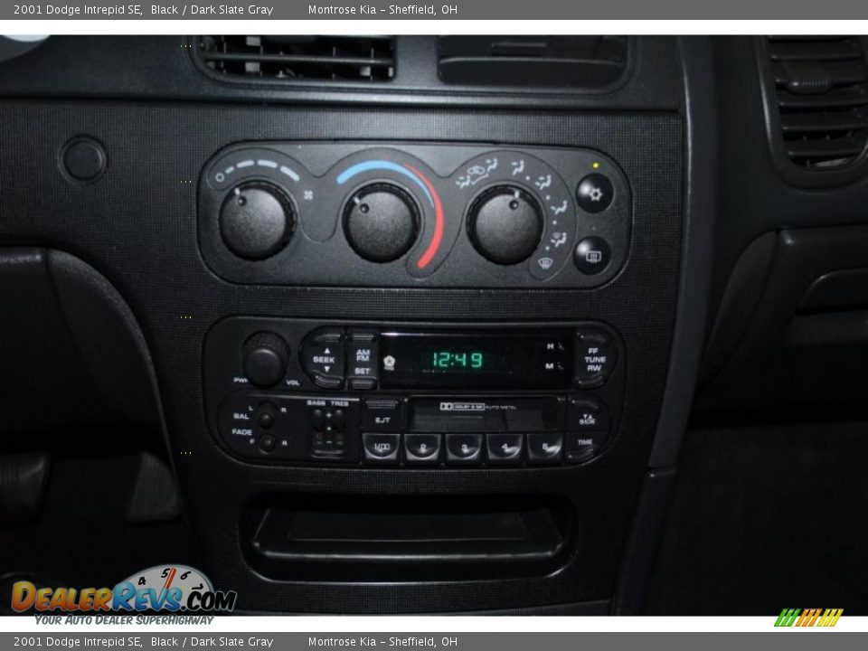 2001 Dodge Intrepid SE Black / Dark Slate Gray Photo #34