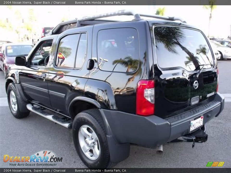 2004 Nissan Xterra Super Black / Charcoal Photo #5