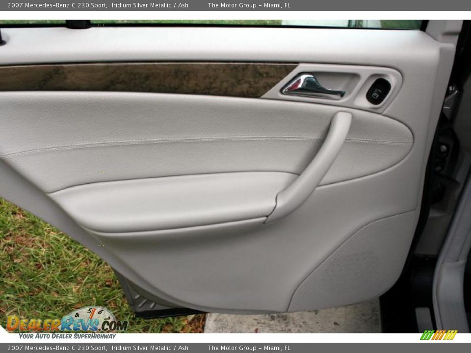 2007 Mercedes-Benz C 230 Sport Iridium Silver Metallic / Ash Photo #33