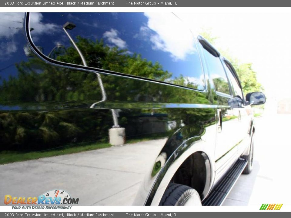 2003 Ford Excursion Limited 4x4 Black / Medium Parchment Photo #24