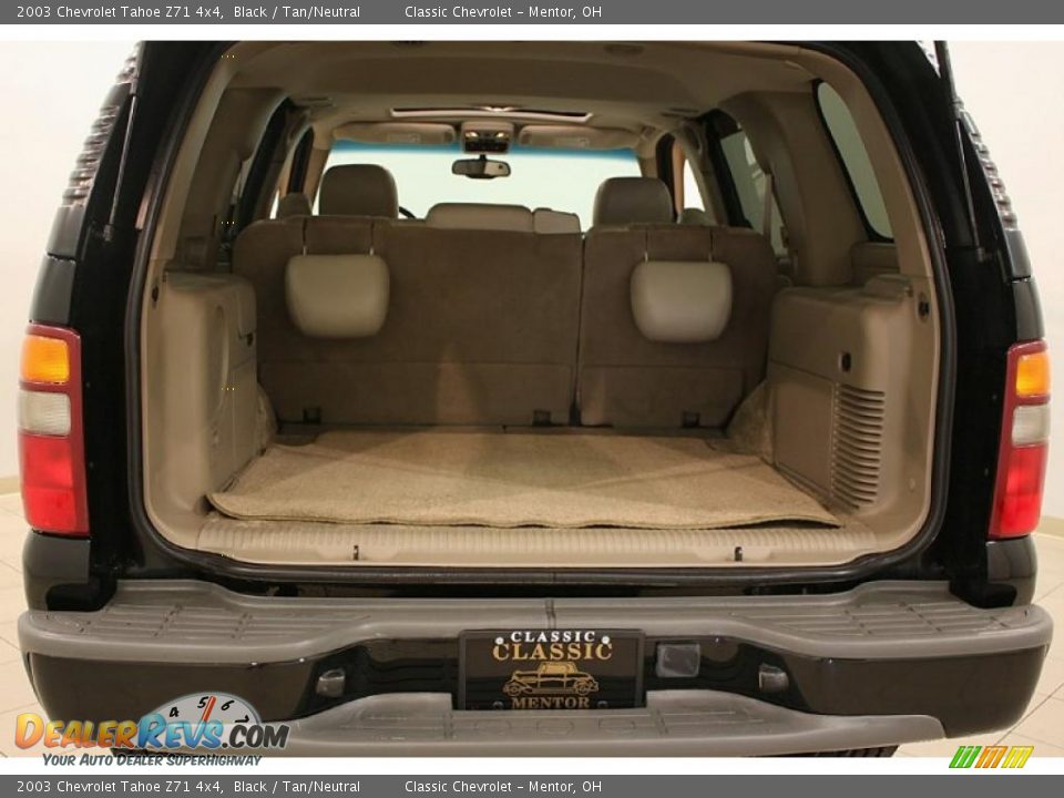 2003 Chevrolet Tahoe Z71 4x4 Black / Tan/Neutral Photo #24