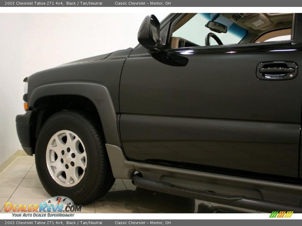 2003 Chevrolet Tahoe Z71 4x4 Black / Tan/Neutral Photo #26