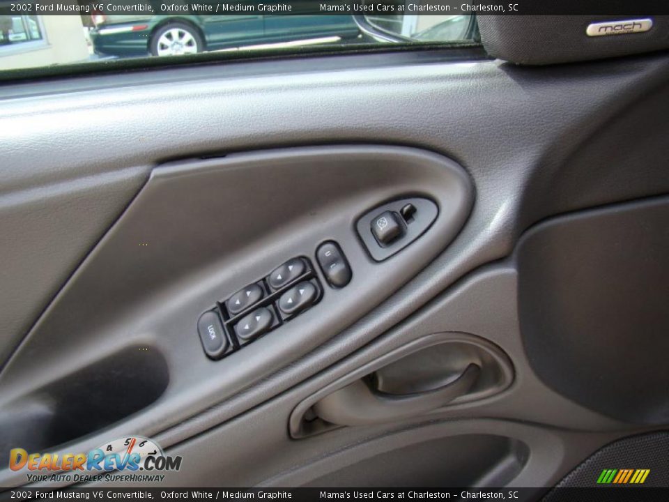 2002 Ford Mustang V6 Convertible Oxford White / Medium Graphite Photo #15