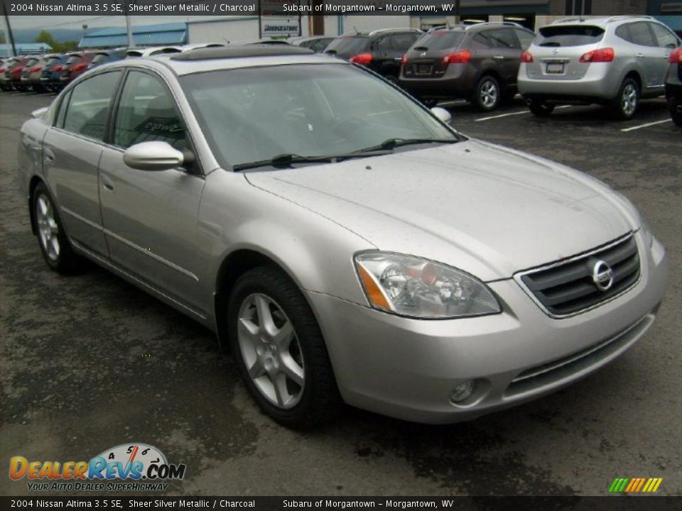2004 Nissan Altima 3.5 SE Sheer Silver Metallic / Charcoal Photo #6