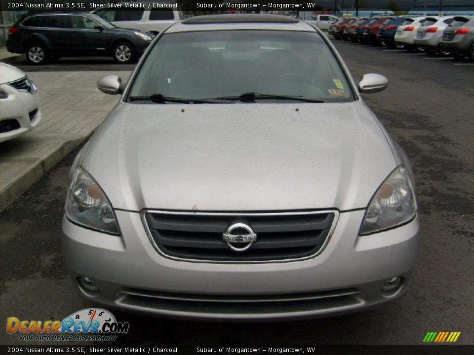 2004 Nissan Altima 3.5 SE Sheer Silver Metallic / Charcoal Photo #7