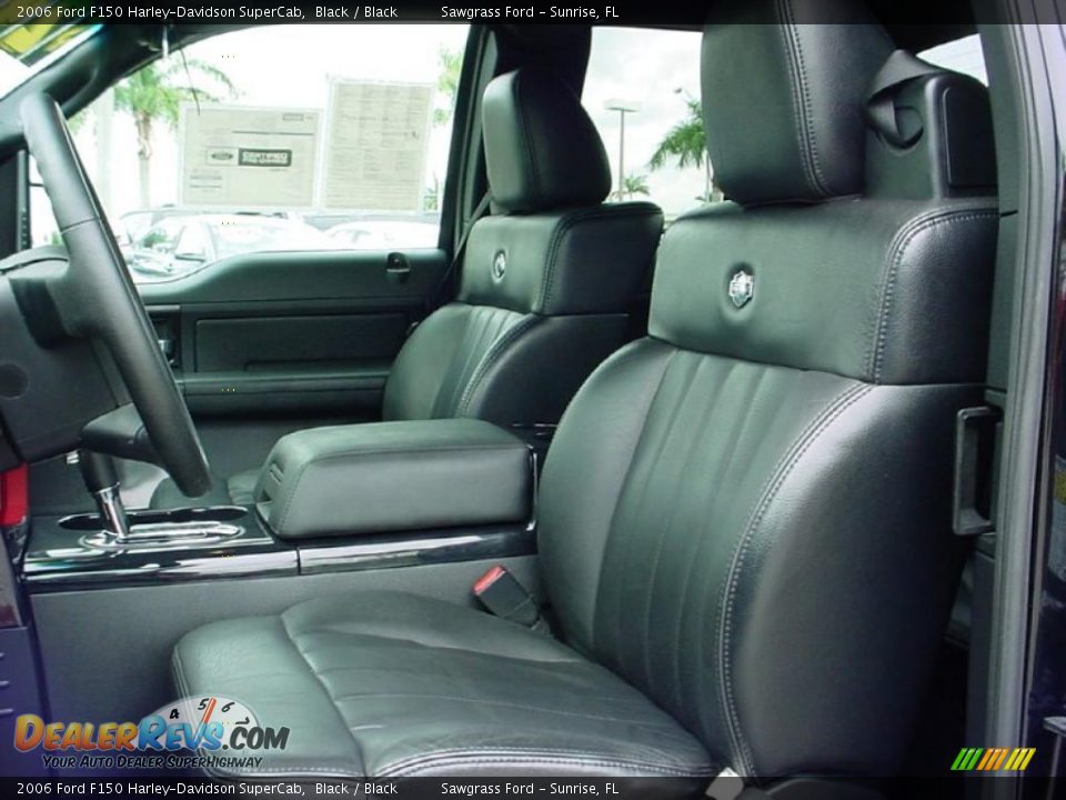 Black Interior - 2006 Ford F150 Harley-Davidson SuperCab Photo #17