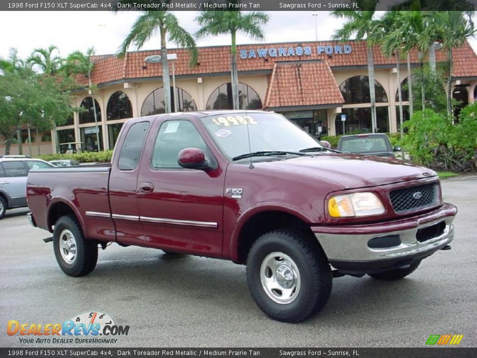 1998 Ford F150 XLT SuperCab 4x4 Dark Toreador Red Metallic / Medium Prairie Tan Photo #1