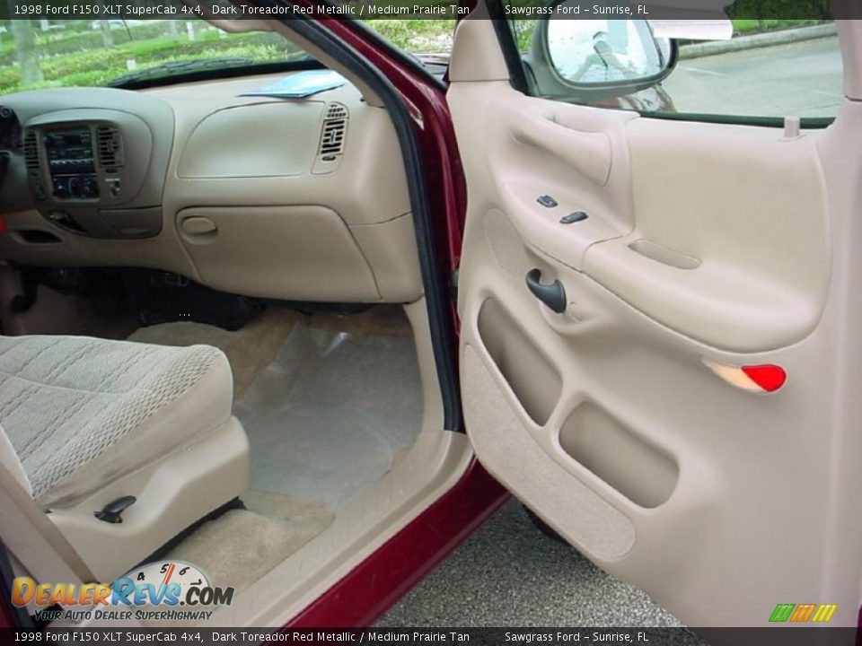 1998 Ford F150 XLT SuperCab 4x4 Dark Toreador Red Metallic / Medium Prairie Tan Photo #19