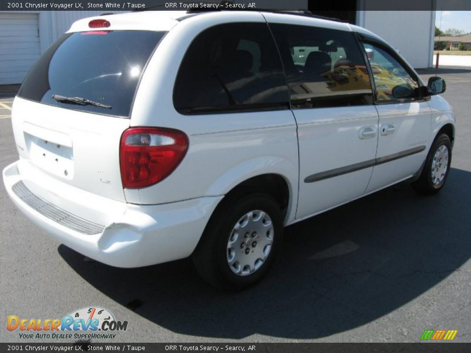 2001 Chrysler Voyager LX Stone White / Taupe Photo #6