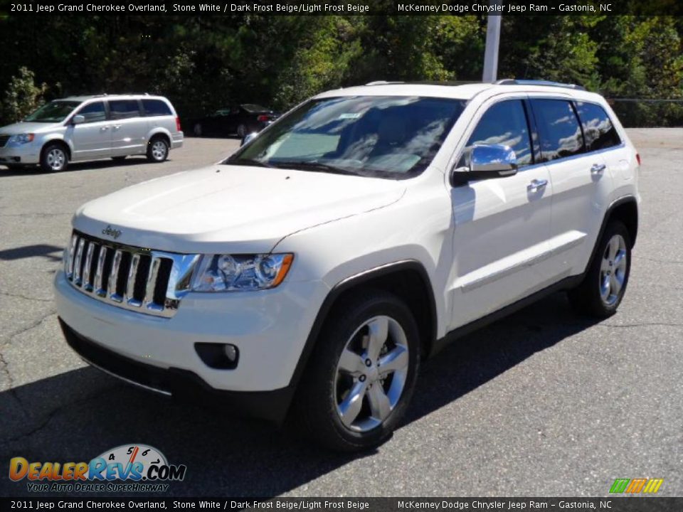 2011 Jeep grand cherokee overland stone white #2