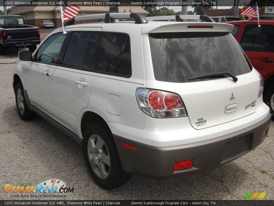 2003 Mitsubishi Outlander XLS 4WD Diamond White Pearl / Charcoal Photo #4