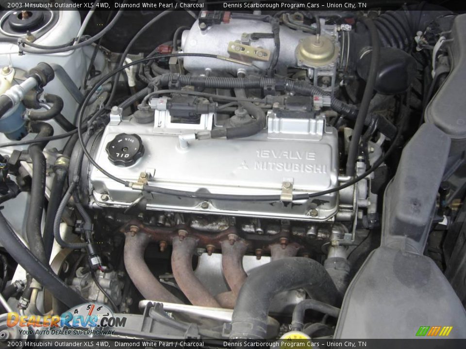 2003 Mitsubishi Outlander XLS 4WD Diamond White Pearl / Charcoal Photo #12