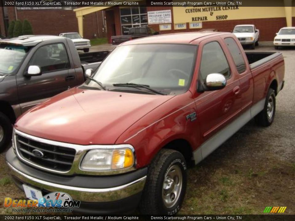 2002 Ford F150 XLT SuperCab Toreador Red Metallic / Medium Graphite Photo #1