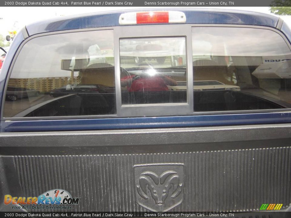 2003 Dodge Dakota Quad Cab 4x4 Patriot Blue Pearl / Dark Slate Gray Photo #4