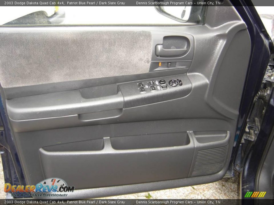2003 Dodge Dakota Quad Cab 4x4 Patriot Blue Pearl / Dark Slate Gray Photo #5