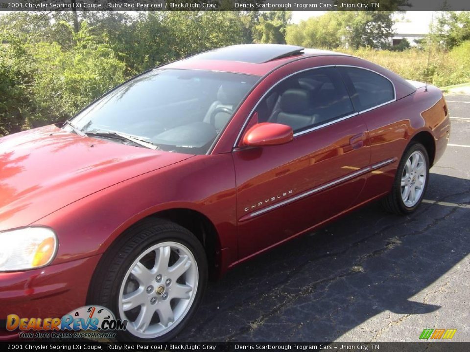 2001 Chrysler Sebring LXi Coupe Ruby Red Pearlcoat / Black/Light Gray Photo #2