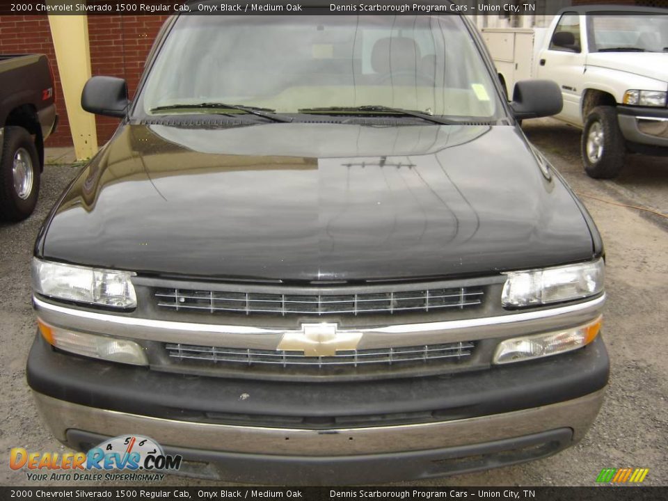 2000 Chevrolet Silverado 1500 Regular Cab Onyx Black / Medium Oak Photo #8