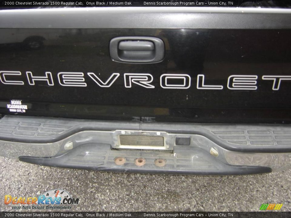 2000 Chevrolet Silverado 1500 Regular Cab Onyx Black / Medium Oak Photo #9