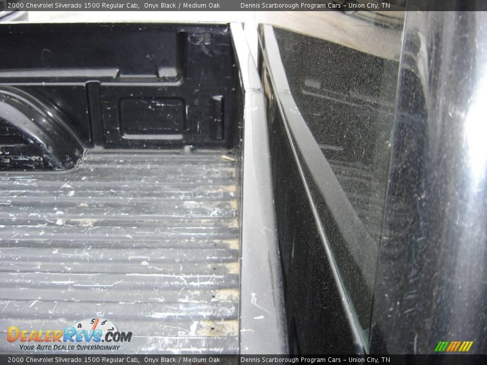 2000 Chevrolet Silverado 1500 Regular Cab Onyx Black / Medium Oak Photo #11