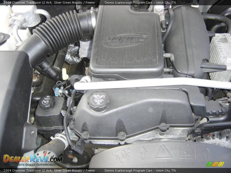 2004 Chevrolet TrailBlazer LS 4x4 Silver Green Metallic / Pewter Photo #11