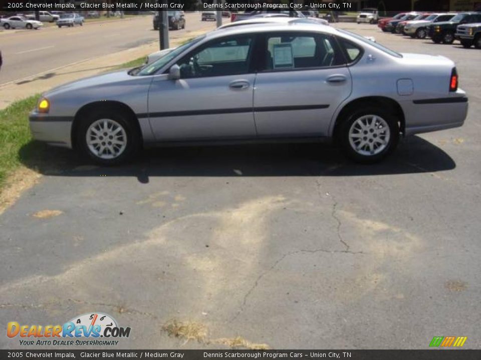2005 Chevrolet Impala Glacier Blue Metallic / Medium Gray Photo #2