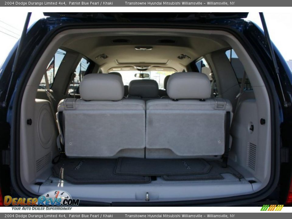 2004 Dodge Durango Limited 4x4 Patriot Blue Pearl / Khaki Photo #10