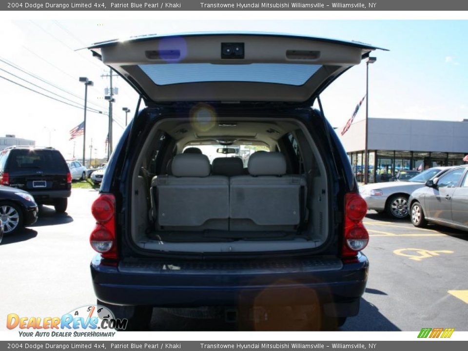 2004 Dodge Durango Limited 4x4 Patriot Blue Pearl / Khaki Photo #11
